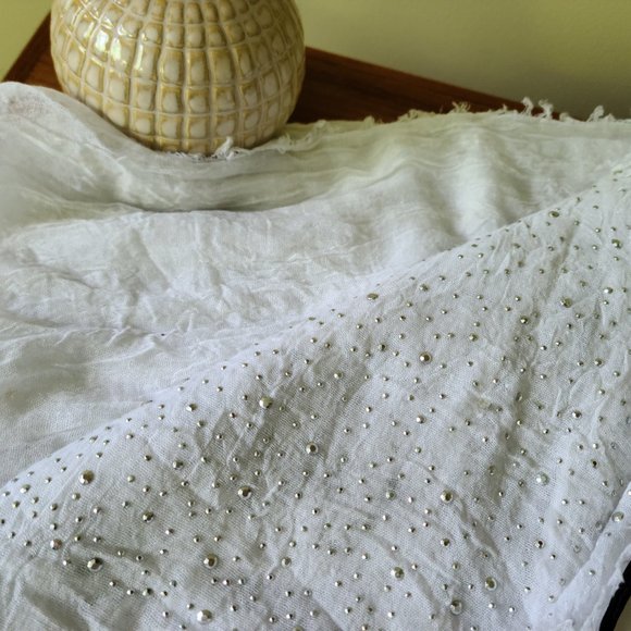 BCBG white gauzy jeweled scarf/wrap - Picture 2 of 7